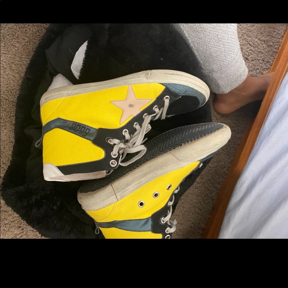 Golden goose sneakers. High tops.
